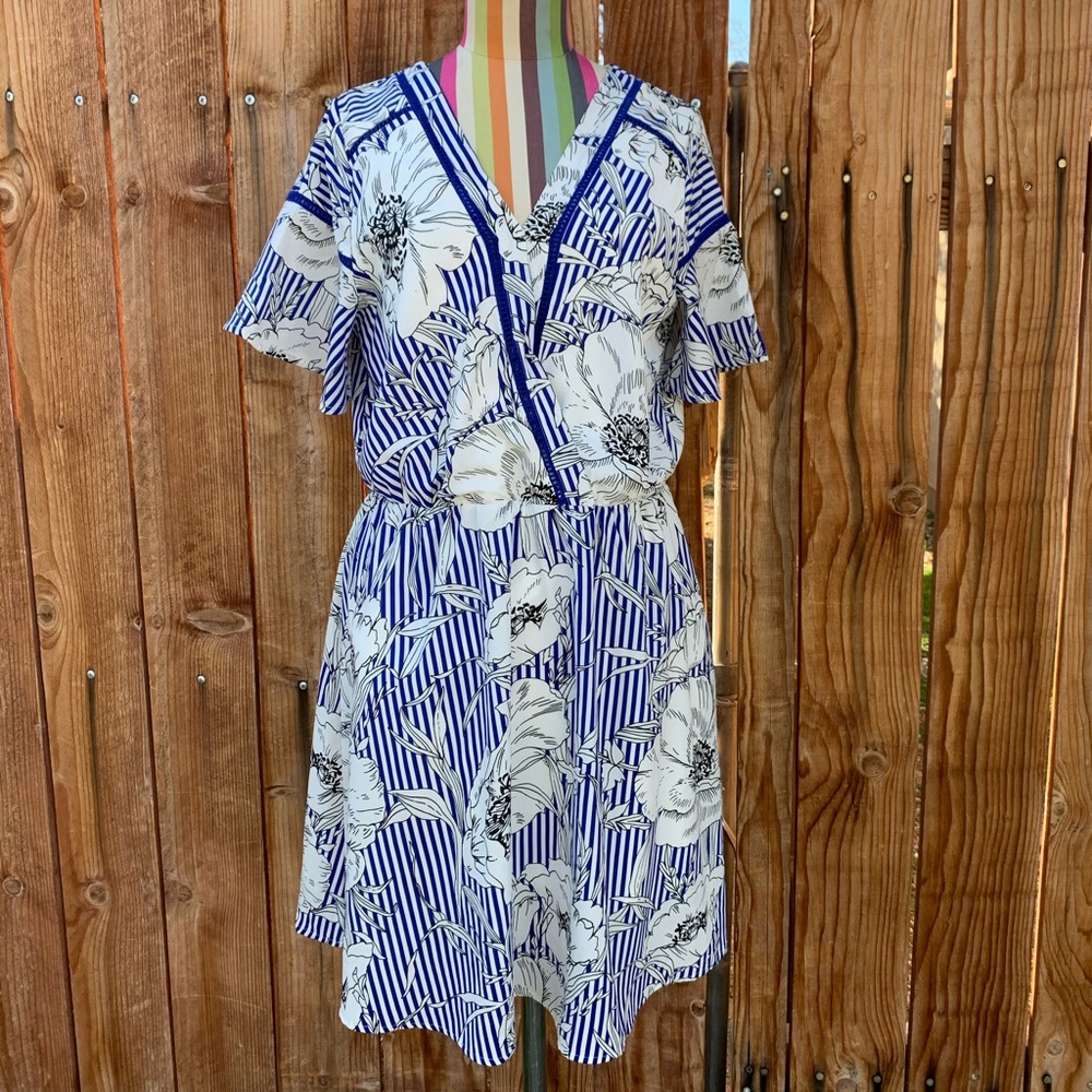 Sienna Sky White and Blue Floral Print Dress